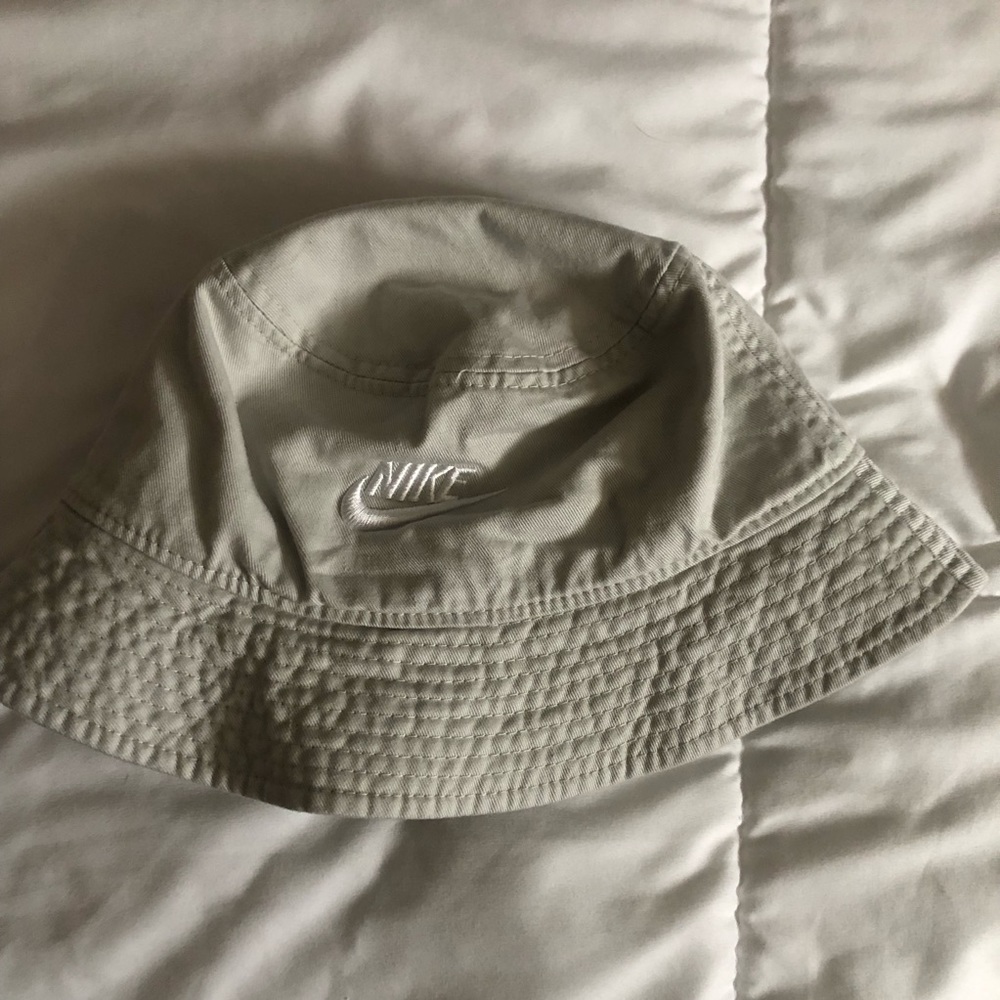 Nike Bucket Hat